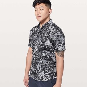 Lululemon - All Town Short Sleeve Buttondown